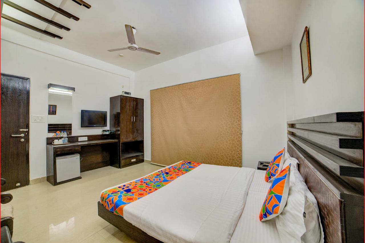 Fabhotel Exotica Greenpark New Delhi Eksteriør billede