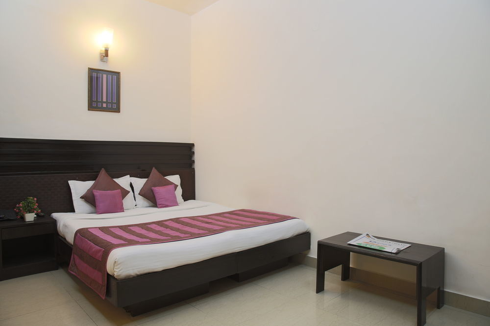 Fabhotel Exotica Greenpark New Delhi Eksteriør billede